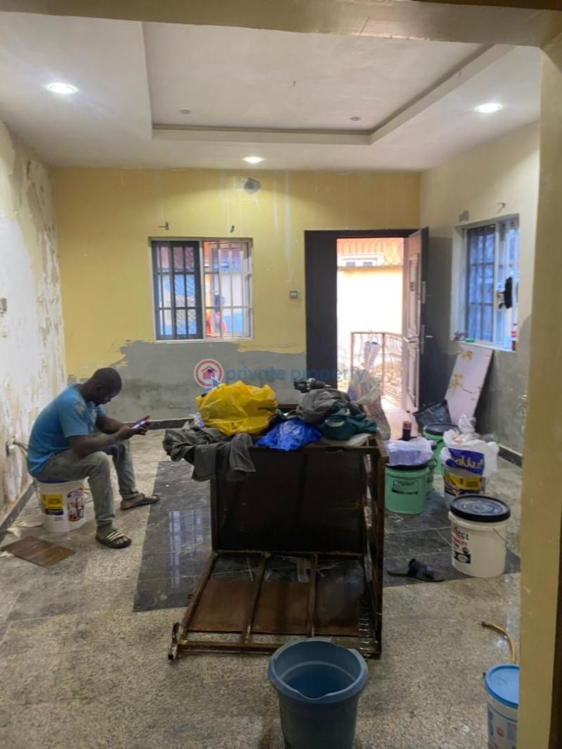 2 bedroom Block Of Flats For Rent Magodo Phase 1 Gra Area Magodo Kosofe/Ikosi Lagos - 5