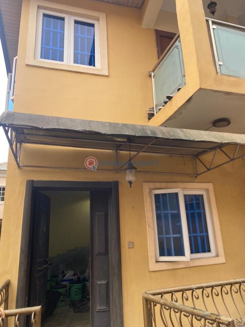 2 bedroom Block Of Flats For Rent Magodo Phase 1 Gra Area Magodo Kosofe/Ikosi Lagos - 1