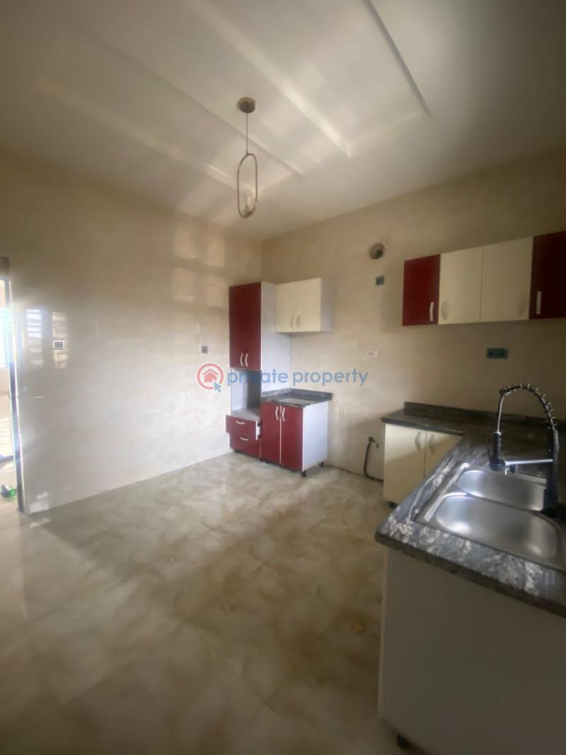 2 bedroom Block Of Flats For Rent Magodo Olowora Ojodu Lagos - 1