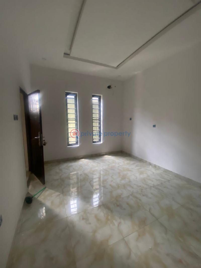 2 bedroom Block Of Flats For Rent Magodo Olowora Ojodu Lagos - 2