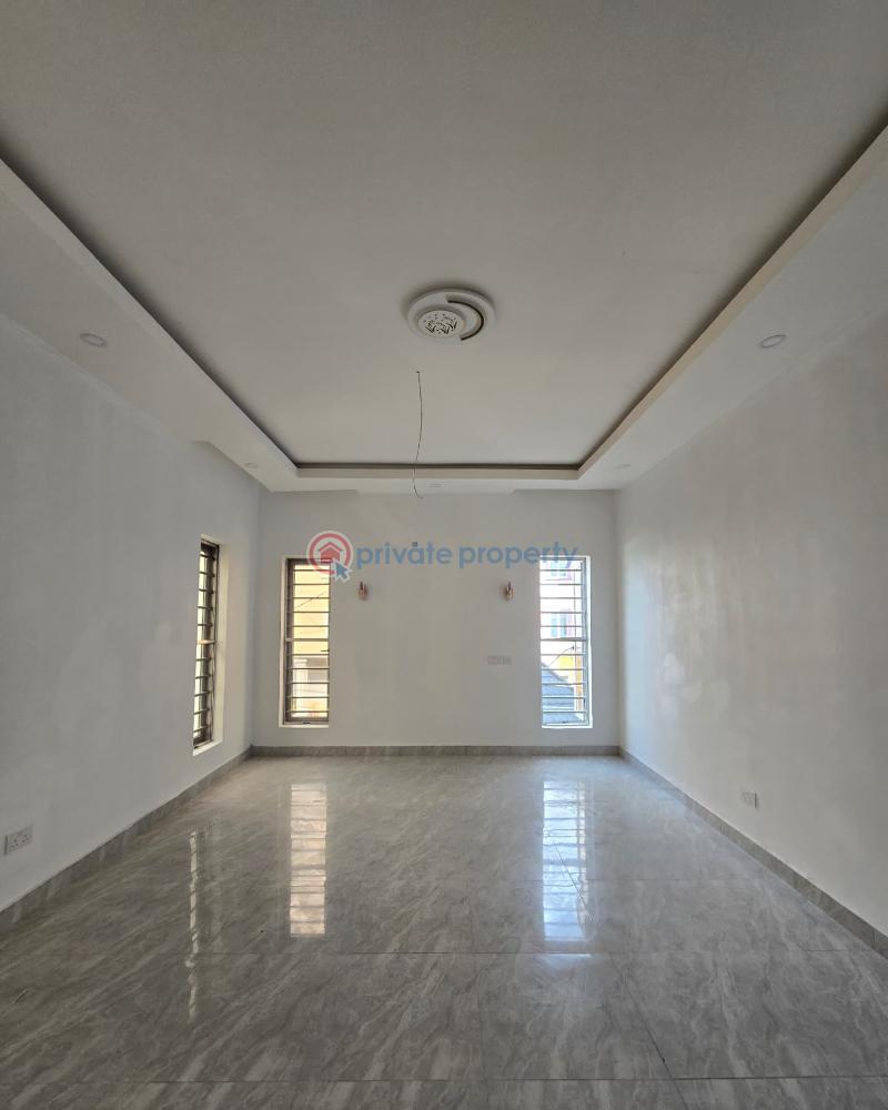 2 bedroom Block Of Flats For Rent Maryland Ikeja Lagos - 2