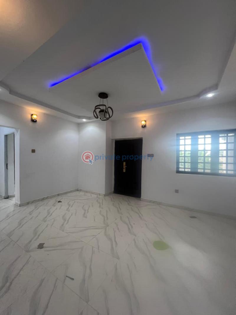 2 bedroom flat at success estate, asaka 1, asunle akala express - 5 2 bedroom Block Of Flats For Rent Asunle, Akala Express Akala Express Ibadan Oyo - 5