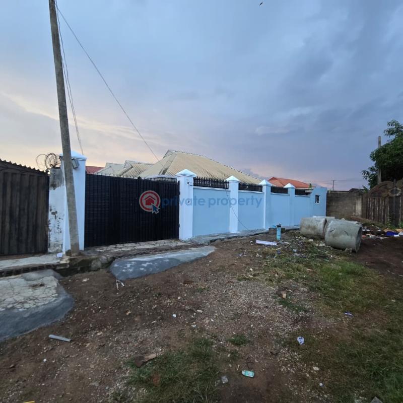 2 bedroom Block Of Flats For Rent Apata Ibadan Oyo - 5