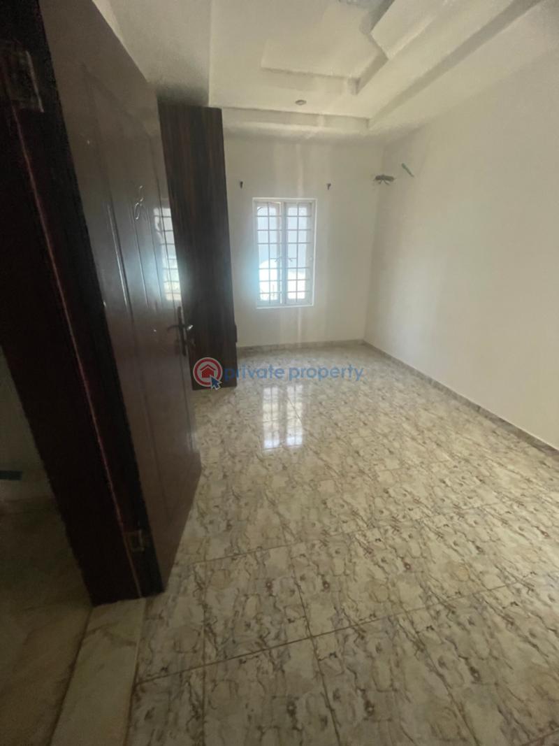 2 bedroom Block Of Flats For Rent Opic Gra Isheri North Ojodu Lagos - 1