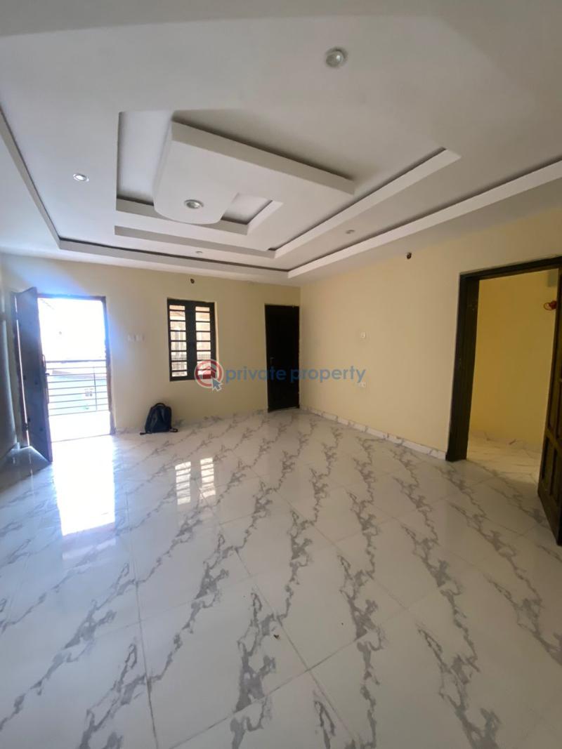 For rent 2 bedroom Block Of Flats Akilapa Estate, Jericho Extension