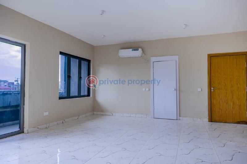 2 bedroom Block Of Flats For Sale Surulere Lagos - 2