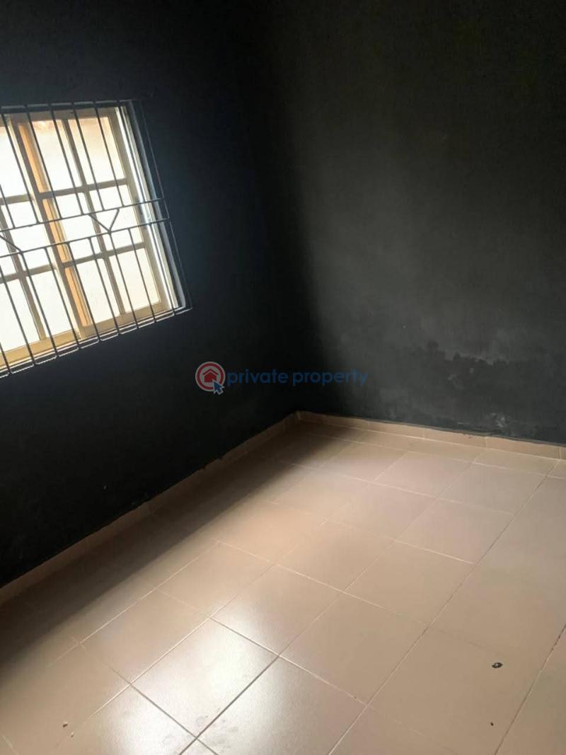 2 bedroom Block Of Flats For Rent Apex Ikola Road Alagbado Alagbado Abule Egba Lagos - 2