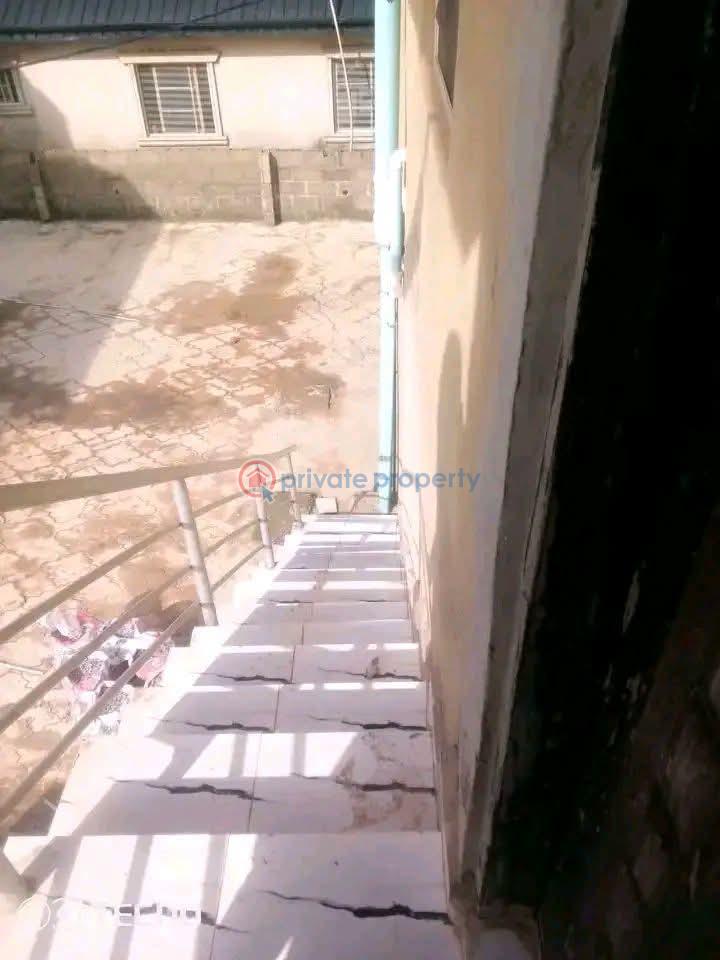 2 bedroom Block Of Flats For Rent Adamo Ikorodu Lagos Ikorodu Lagos - 3
