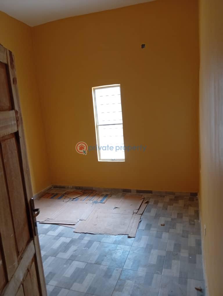 2 bedroom Block Of Flats For Rent United Estate Berger Ojodu Lagos - 5