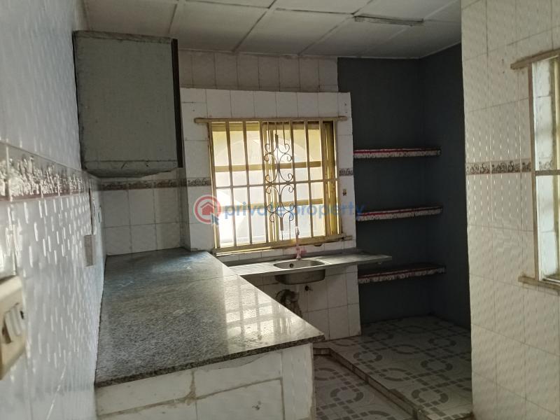 2 bedroom Block Of Flats For Rent United Estate, Sangotedo Ajah Sangotedo Lagos - 12
