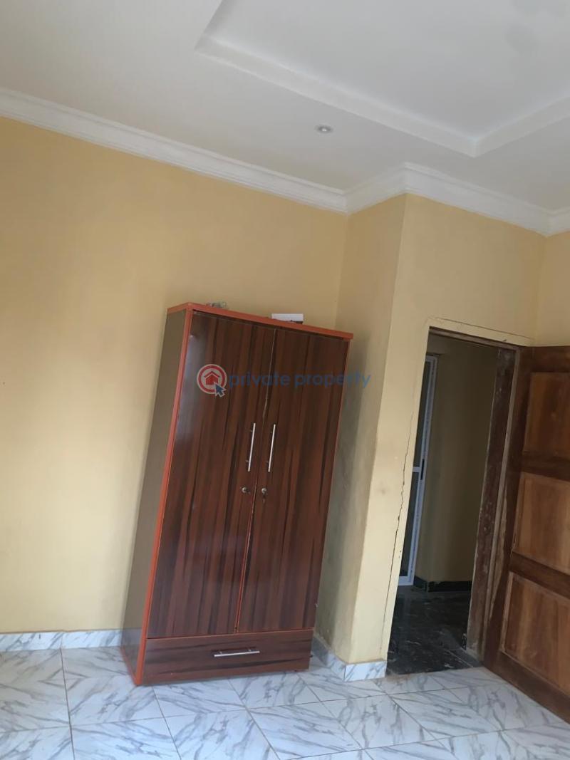 2 bedroom Block Of Flats For Rent Odeku Along Liberty Academy Road Akala Express Ibadan Oyo - 2
