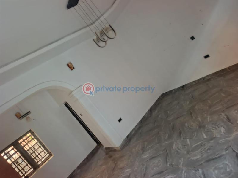2 bedroom Block Of Flats For Rent Jericho Gra, Ibadan Ibadan Oyo - 2
