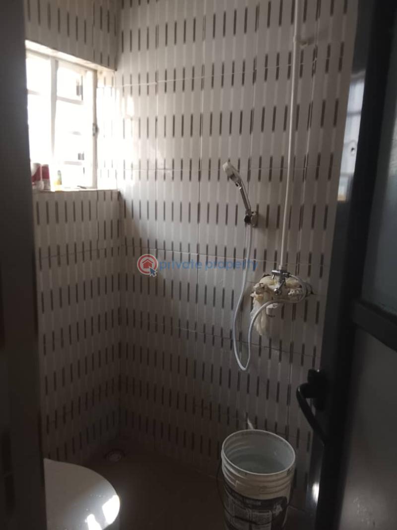 2 bedroom Block Of Flats For Rent Olakunle Traffic Light, Kuola, Akala Express, Ibadan Akala Express Ibadan Oyo - 7