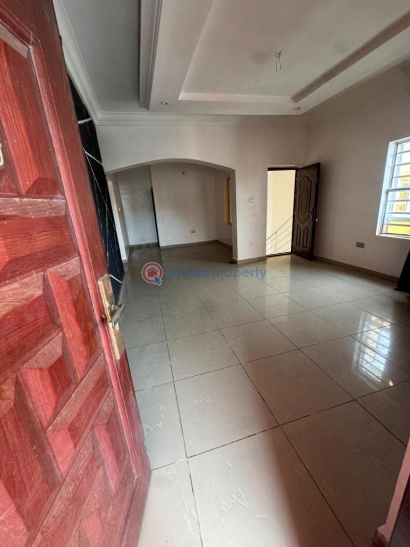 2 bedroom Block Of Flats For Sale Sangotedo Lagos - 8