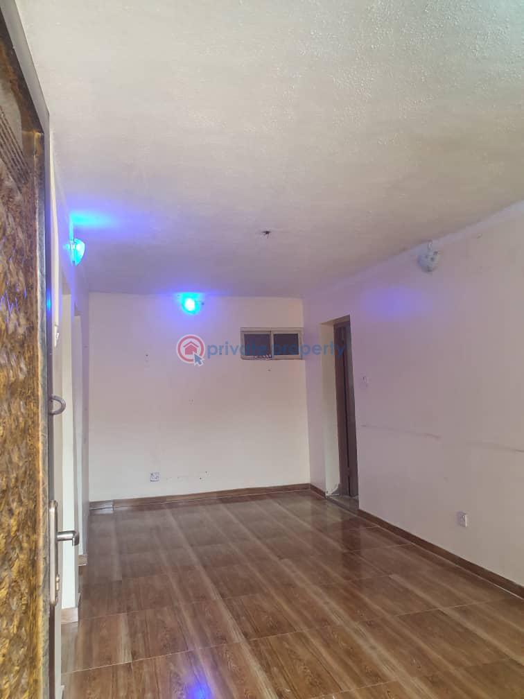 2 bedroom flat - 1 2 bedroom Block Of Flats For Rent Ini & Son, Ringroad, Ibadan Ring Road Ibadan Oyo - 1