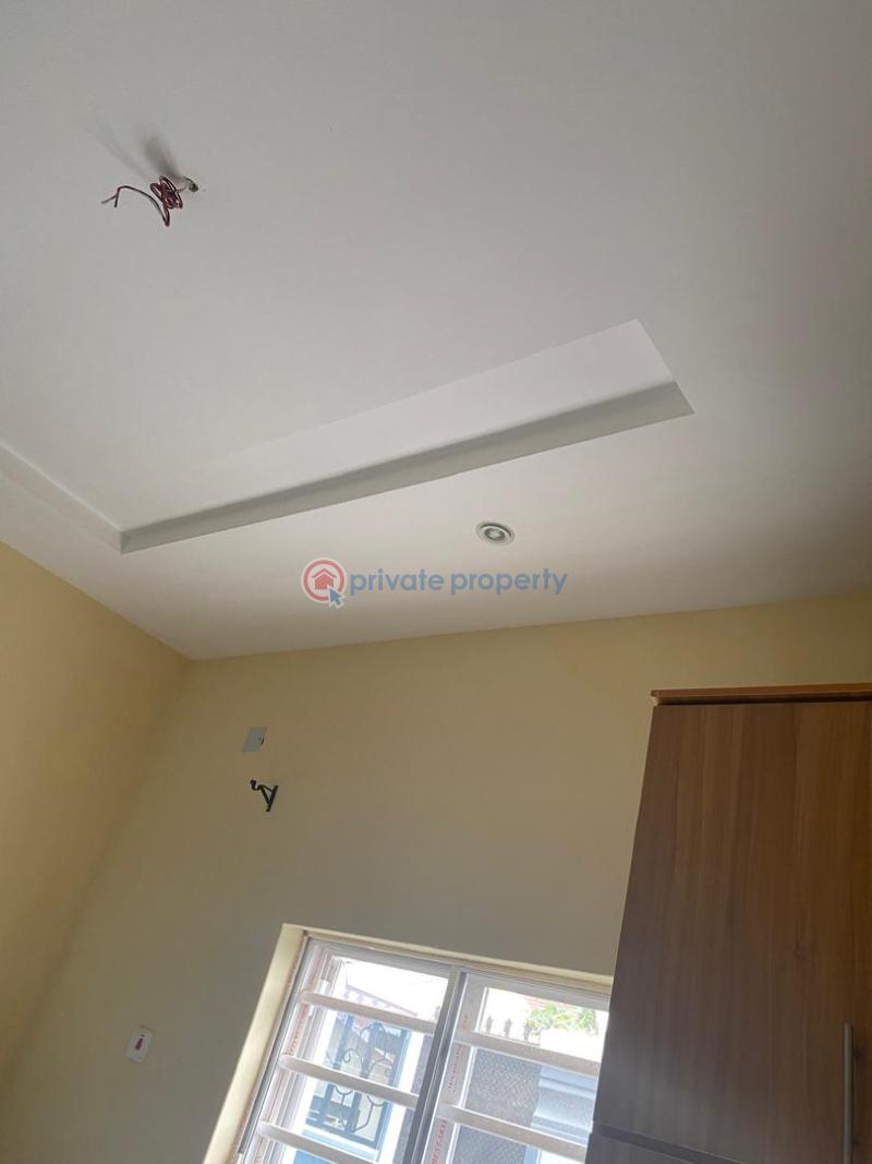 2 bedroom Block Of Flats For Rent Ateere, Isokan Estate, Tipper Garage, Akala Express, Ibadan Akala Express Ibadan Oyo - 4