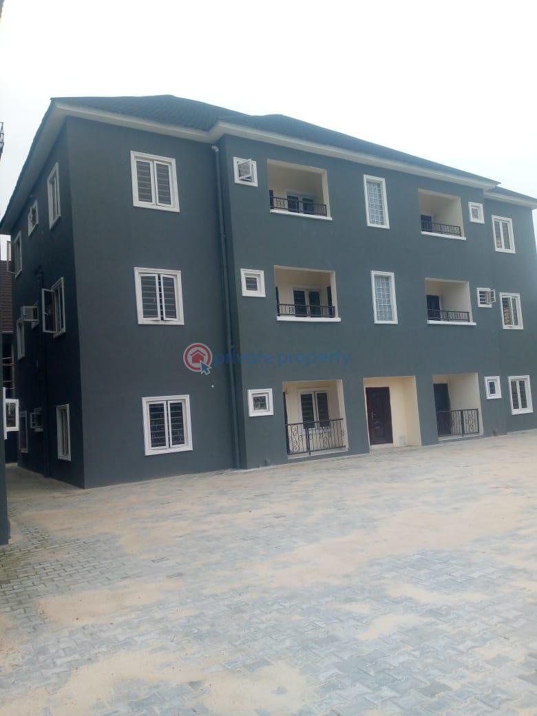 2 bedroom Flat & Apartment For Rent Road 5 Lekki Phase 2 Lagos - 1