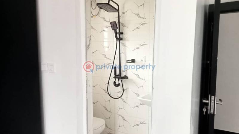 2 bedroom Block Of Flats For Rent Itire-Ikate Surulere Lagos - 4