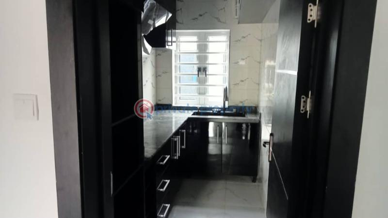 2 bedroom Block Of Flats For Rent Itire-Ikate Surulere Lagos - 2