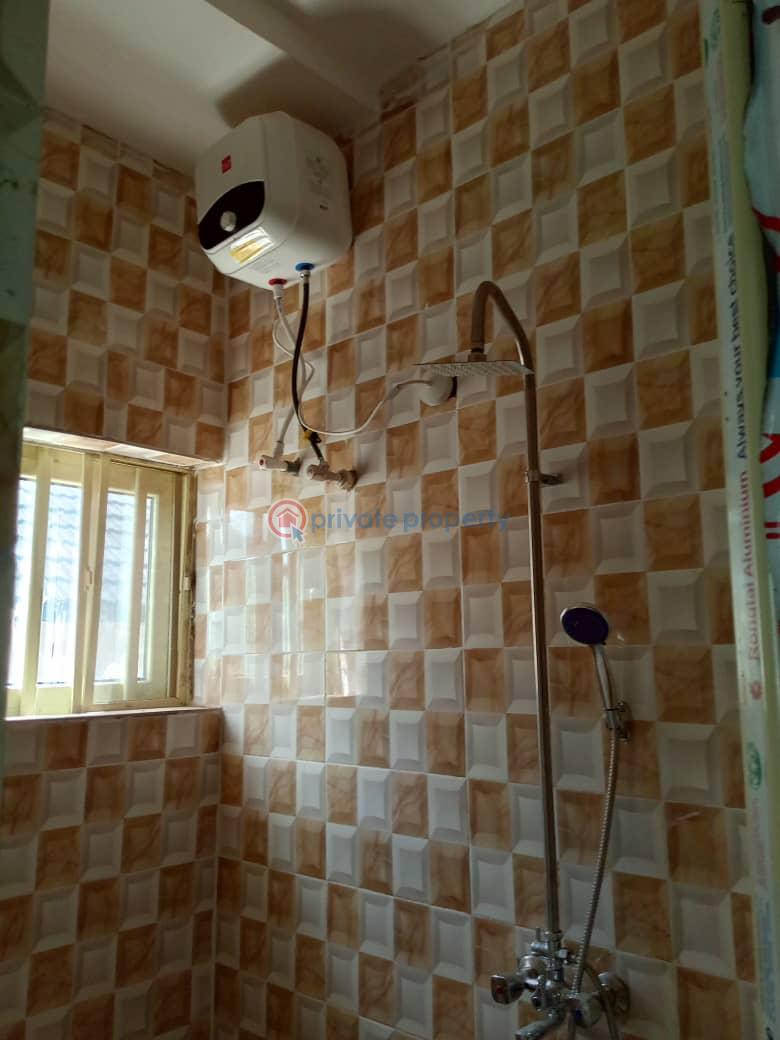 House For Rent At Oke Badan Estate Akala Ibadan. Ibadan Oyo - 6