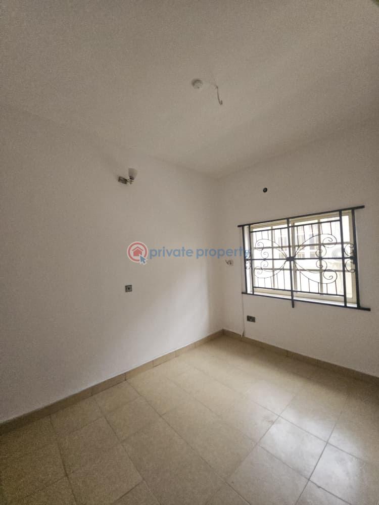 2 bedroom Block Of Flats For Rent Magodo Gra Phase 1 Magodo Kosofe/Ikosi Lagos - 4
