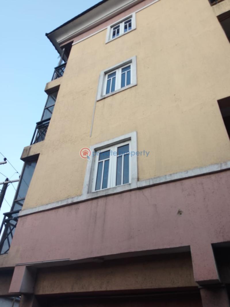 2 bedroom Block Of Flats For Rent Off Lawanson Lawanson Surulere Lagos - 4