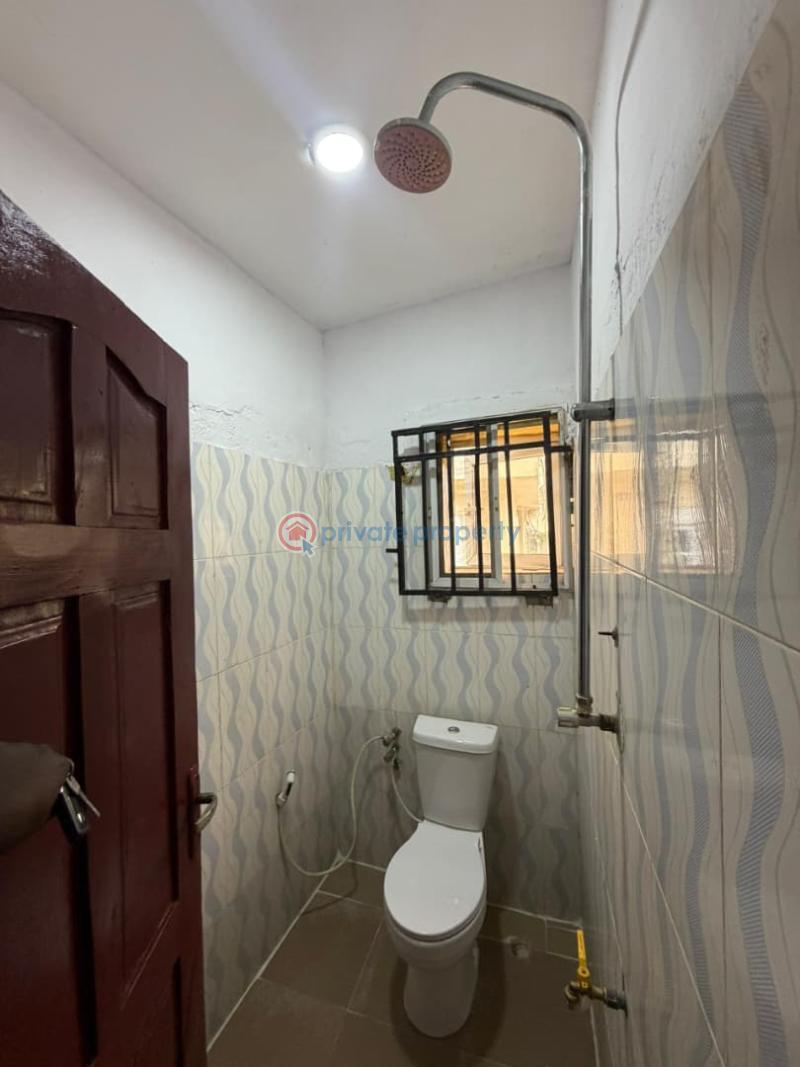 House For Rent At Ikolaba Gra. Ibadan Oyo - 7