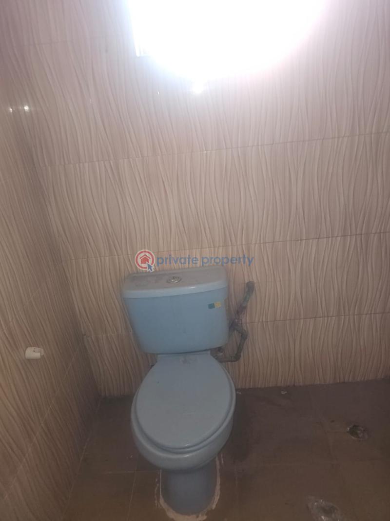 2 bedroom Block Of Flats For Rent Olounkemi Estate Elebu Akala Express Ibadan Oyo - 7