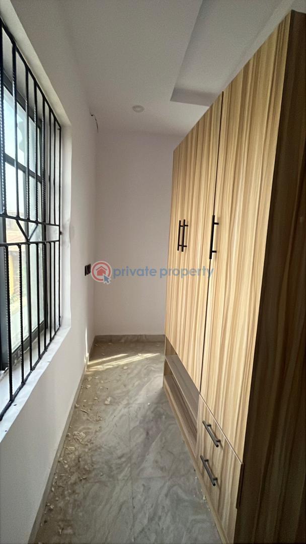 2 bedroom Block Of Flats For Rent Ashipa Off Tipper Garage Akala Express Ibadan Oyo - 1