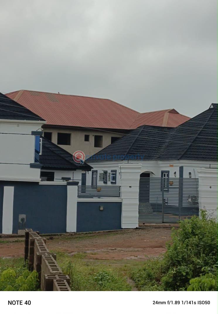 2 bedroom Block Of Flats For Rent Alalade Estate Along Liberty Academy Akala Express Ibadan Oyo - 1