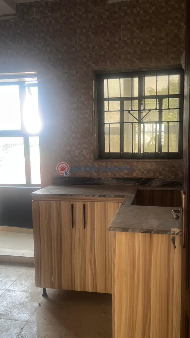 2 bedroom Block Of Flats For Rent Ashipa Off Tipper Garage Akala Express Ibadan Oyo - 2