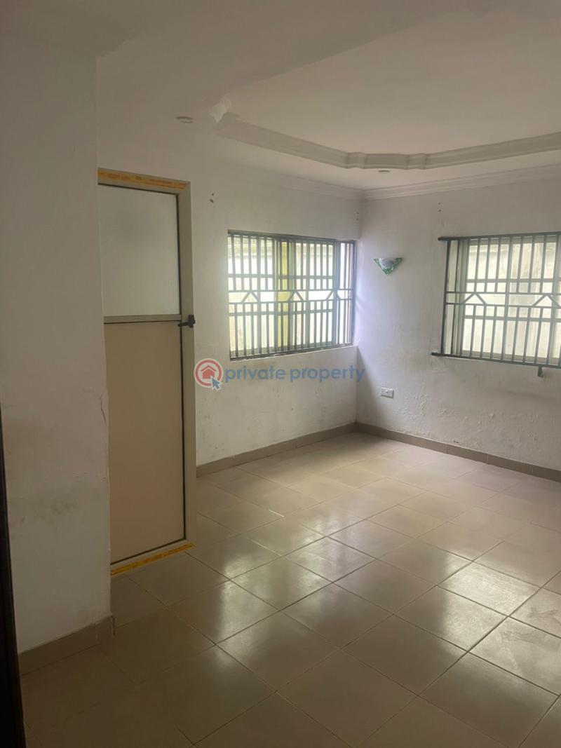2 bedroom Block Of Flats For Rent Golden Palace Akala Express Akala Express Ibadan Oyo - 2