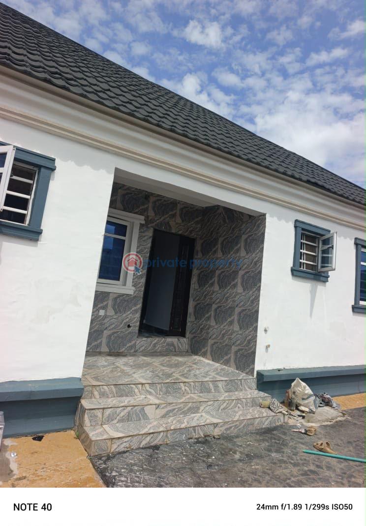 2 bedroom Block Of Flats For Rent Alalade Estate Along Liberty Academy Akala Express Ibadan Oyo - 3