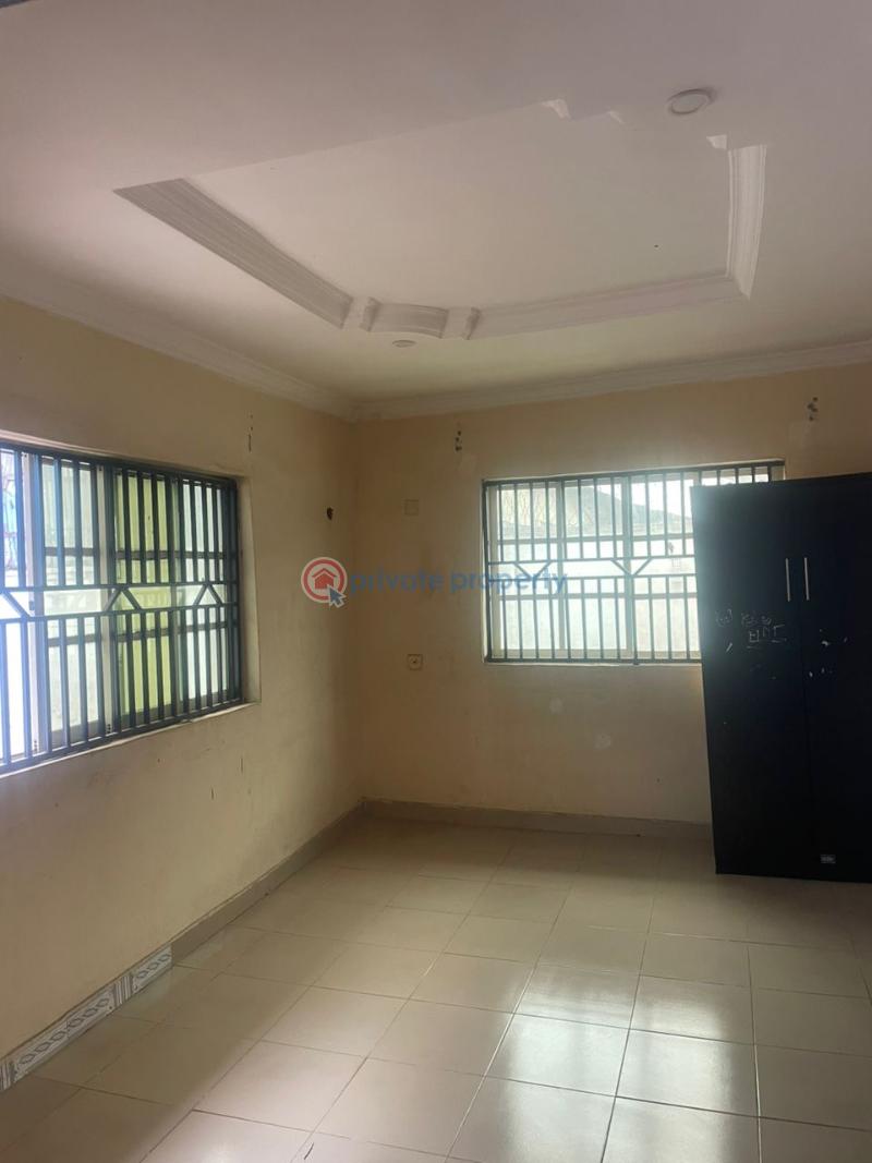 2 bedroom Block Of Flats For Rent Golden Palace Akala Express Akala Express Ibadan Oyo - 3