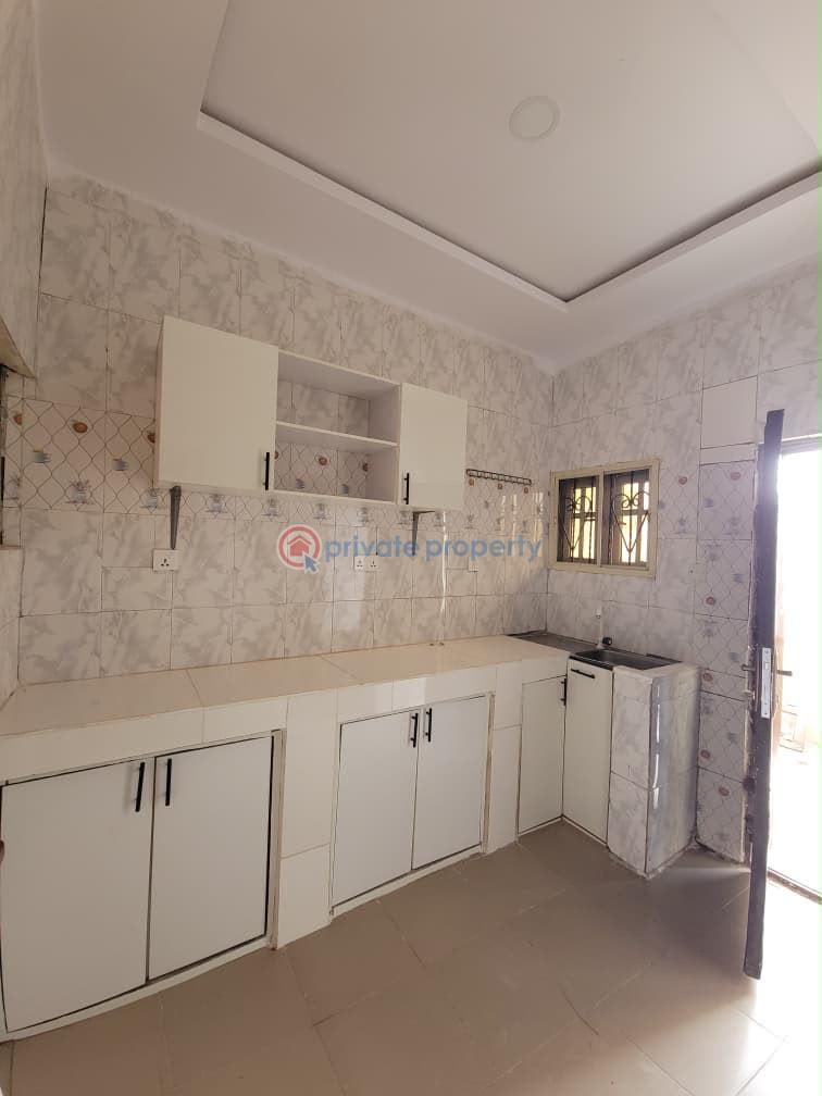 2 bedroom Block Of Flats For Rent Aiyegoro, Opp Carlton Gate Estate Akobo Ibadan Oyo - 8