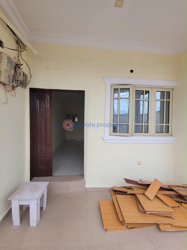 2 bedroom Block Of Flats For Rent Aiyegoro, Opp Carlton Gate Estate Akobo Ibadan Oyo - 2