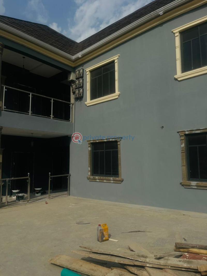 2 bedroom Block Of Flats For Rent Ashipa Off Tipper Garage Akala Express Ibadan Oyo - 0