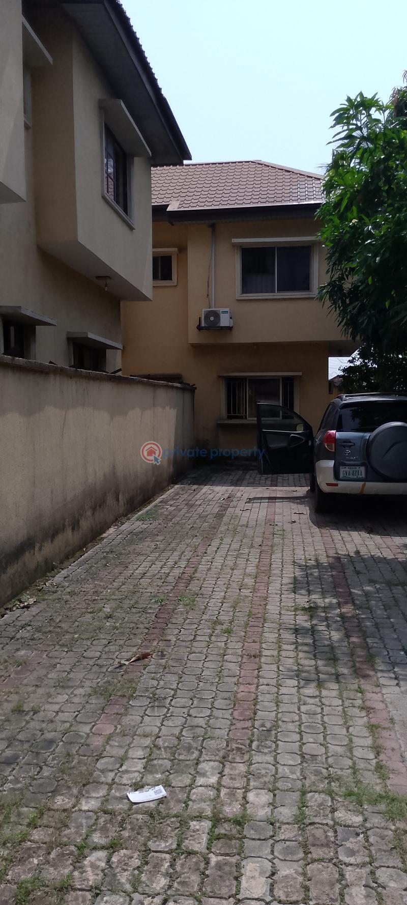 2 bedroom Block Of Flats For Rent Furo Ezimora Lekki Phase 1 Lagos - 0