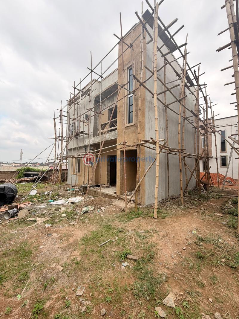 House For Sale Maicon Court, Omolayo, Akobo Ibadan Ibadan Oyo - 1