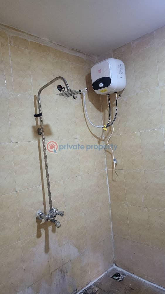 2 bedroom flat with 3toilet at red gate oluyole estate - 3 2 bedroom Block Of Flats For Rent Red Gate, Oluyole Estate Oluyole Estate Ibadan Oyo - 3