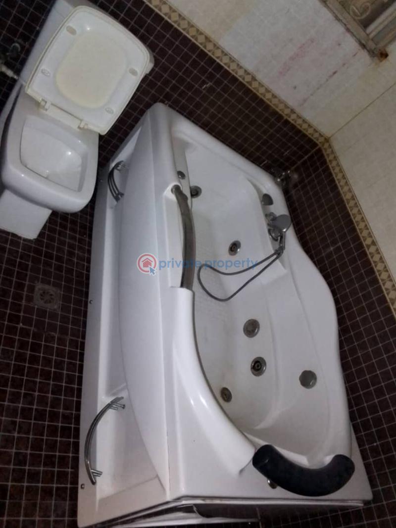 2 bedroom flat with a shared bq. for rent in oniru estate, v.i, price:13m - 5 Block Of Flats For Rent Oniru, Victoria Island Oniru Victoria Island Lagos - 5