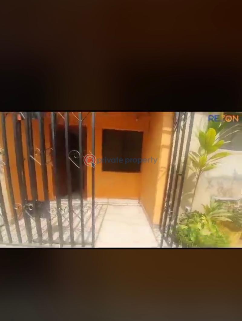 2 bedroom Self Contain For Rent Aguda  Surulere Lagos - 5