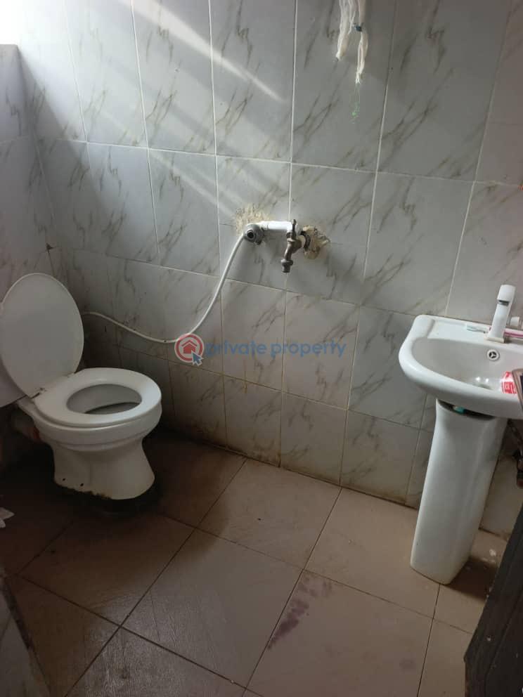 2 bedroom flat with good facilities - 1 2 bedroom Block Of Flats For Rent Shalom Estate Idi Ope, Off Liberty Academy Akala Express Ibadan Oyo - 1