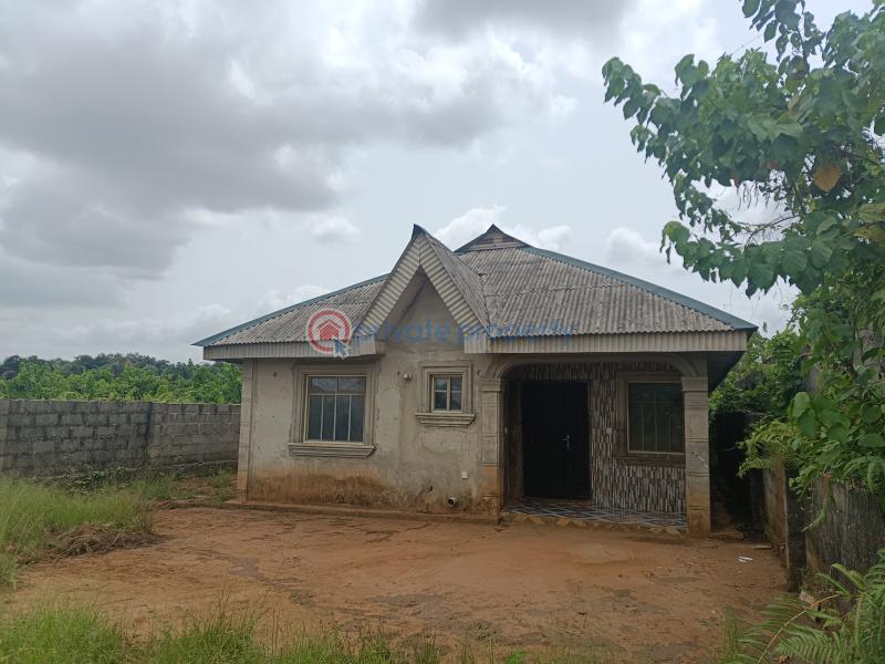 3 bedroom Detached Bungalow For Sale Agunfoye Igbogbo Ikorodu Lagos - 19