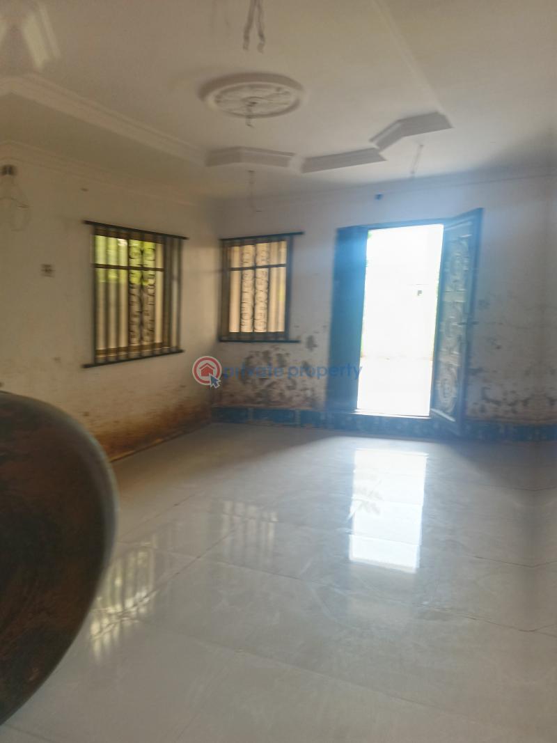 3 bedroom Detached Bungalow For Sale Agunfoye Igbogbo Ikorodu Lagos - 12