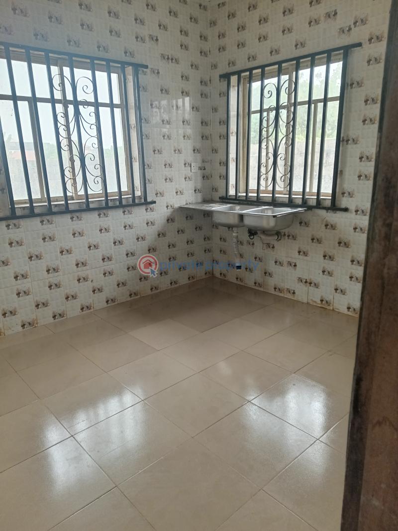 3 bedroom Detached Bungalow For Sale Agunfoye Igbogbo Ikorodu Lagos - 11