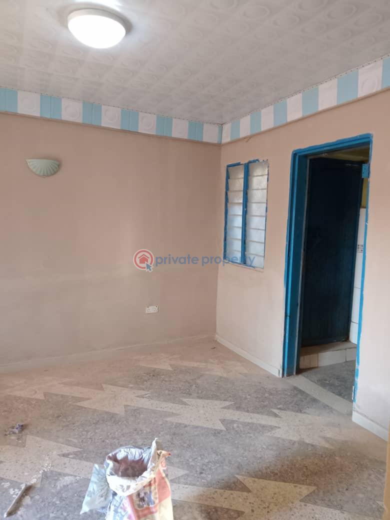 2 bedroom Block Of Flats For Rent Lipdo Close, Dadin Kowa. Near Cocin Church, Lawrak Hospital And Monako Junction Jos Plateau area  - 11