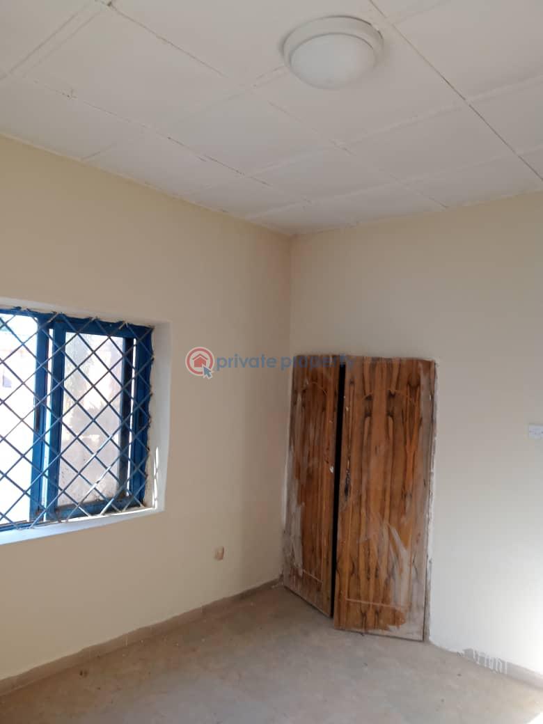 2 bedroom Block Of Flats For Rent Lipdo Close, Dadin Kowa. Near Cocin Church, Lawrak Hospital And Monako Junction Jos Plateau area  - 10