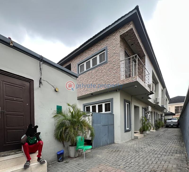 2 bedroom Block Of Flats For Rent Lekki Phase 1 Lagos