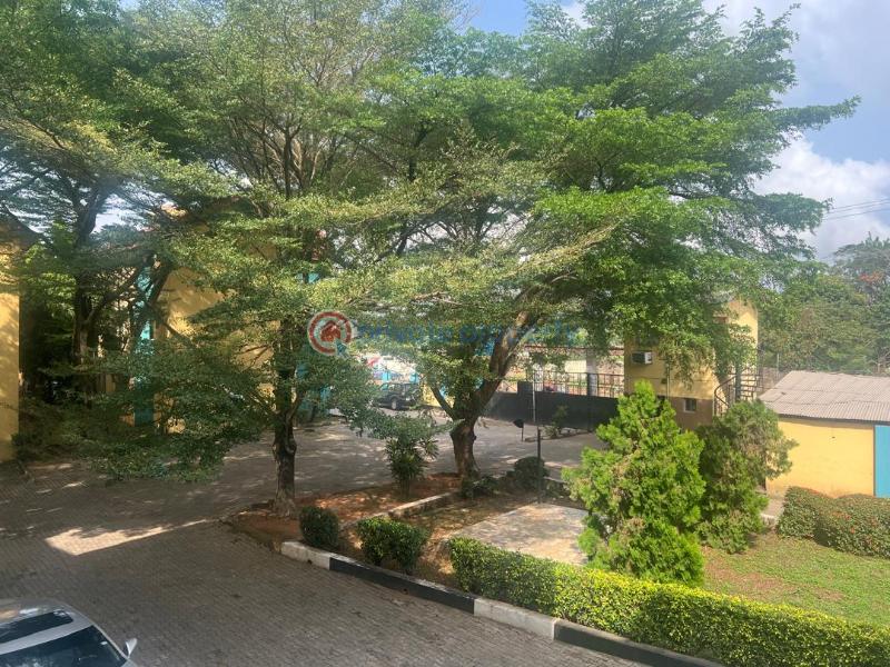 2 bedroom Flat & Apartment For Sale Jembewon Road, Onireke Area Ibadan Oyo - 3